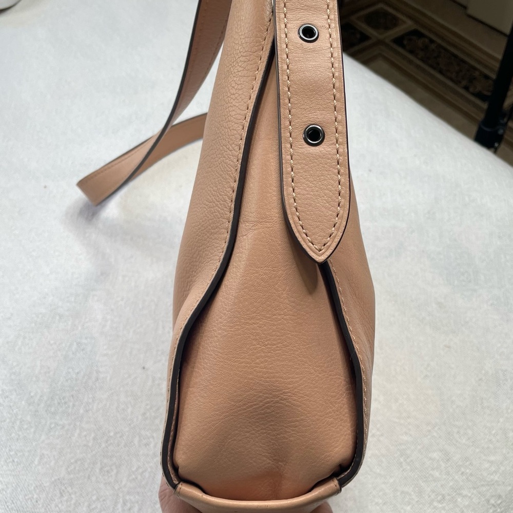 Coach‎  Leather Dufflette Shoulder Bag~ Soft Tan - Picture 11 of 14